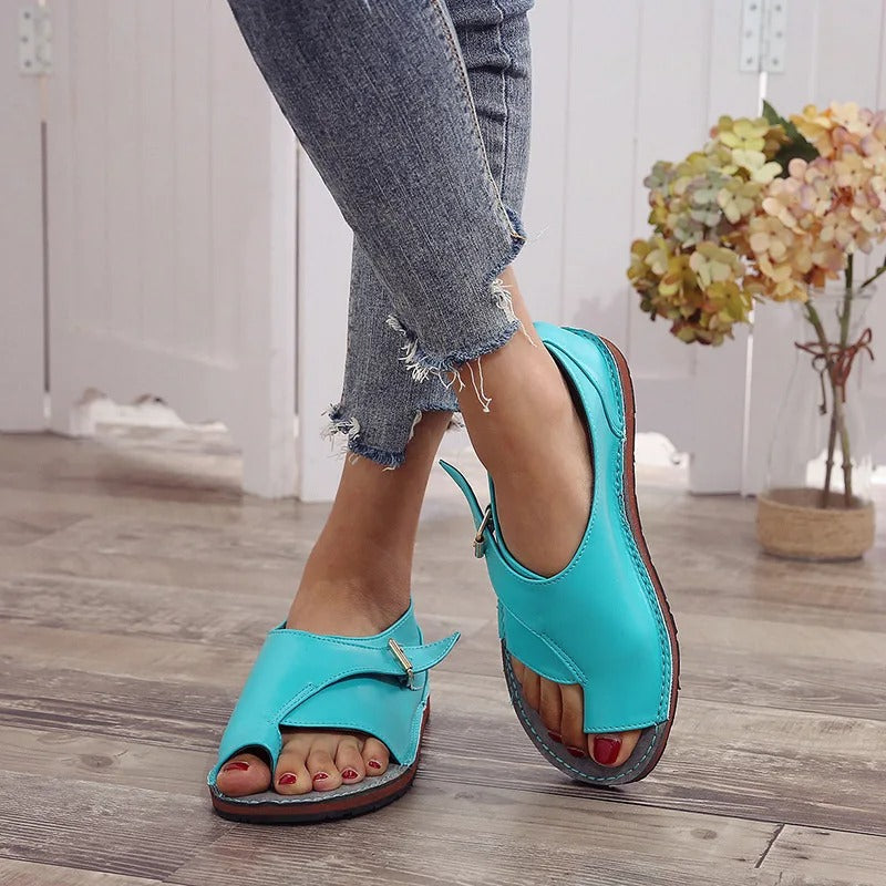 Dariana Flat Sandals for Women