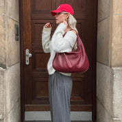 Luxe Haven Hobo Bag - Stylish Everyday Companion