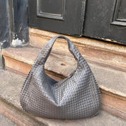 Luxe Haven Hobo Bag - Stylish Everyday Companion