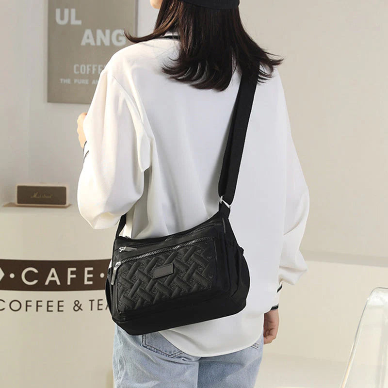 Luxe Cascade Shoulder Bag - Stylish Everyday Accessory