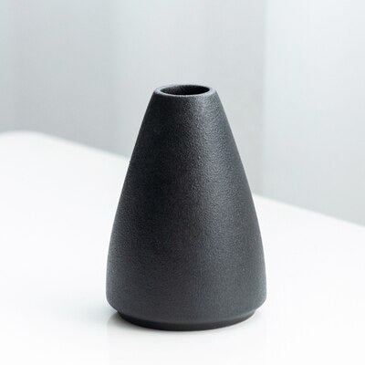 Akia Black Textured Vase