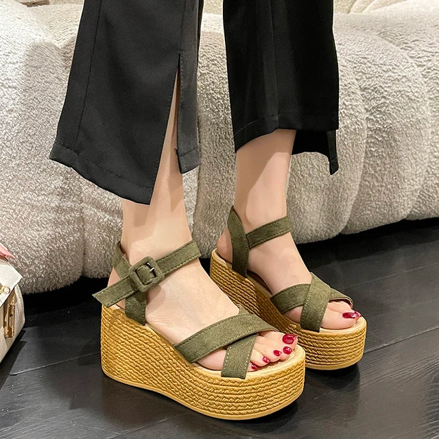 BCEBYL-Wedge-Heel-Summer-New-Fashion-Platform-Thick-Bottom-Buckle-Casual-Comfortable-Walking-Shoes-Sandals-for.jpg_640x640_5a131baf-1fd7-4925-931f-f616b0103112.jpg