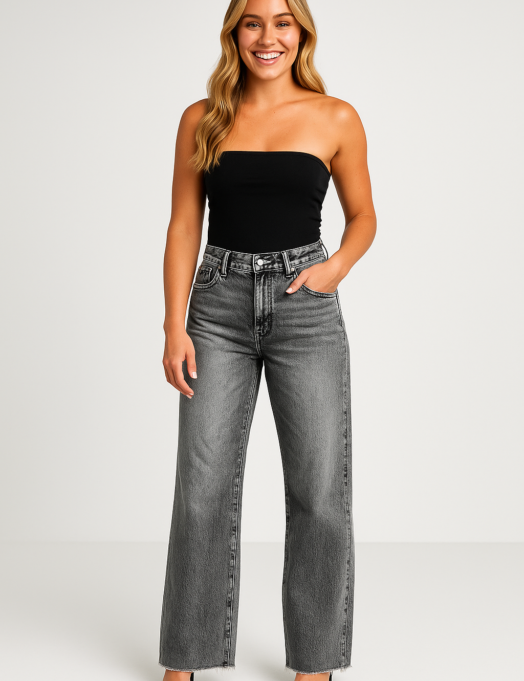 Women's Wide Leg Baggy Jeans with Frayed Detail for Casual Style