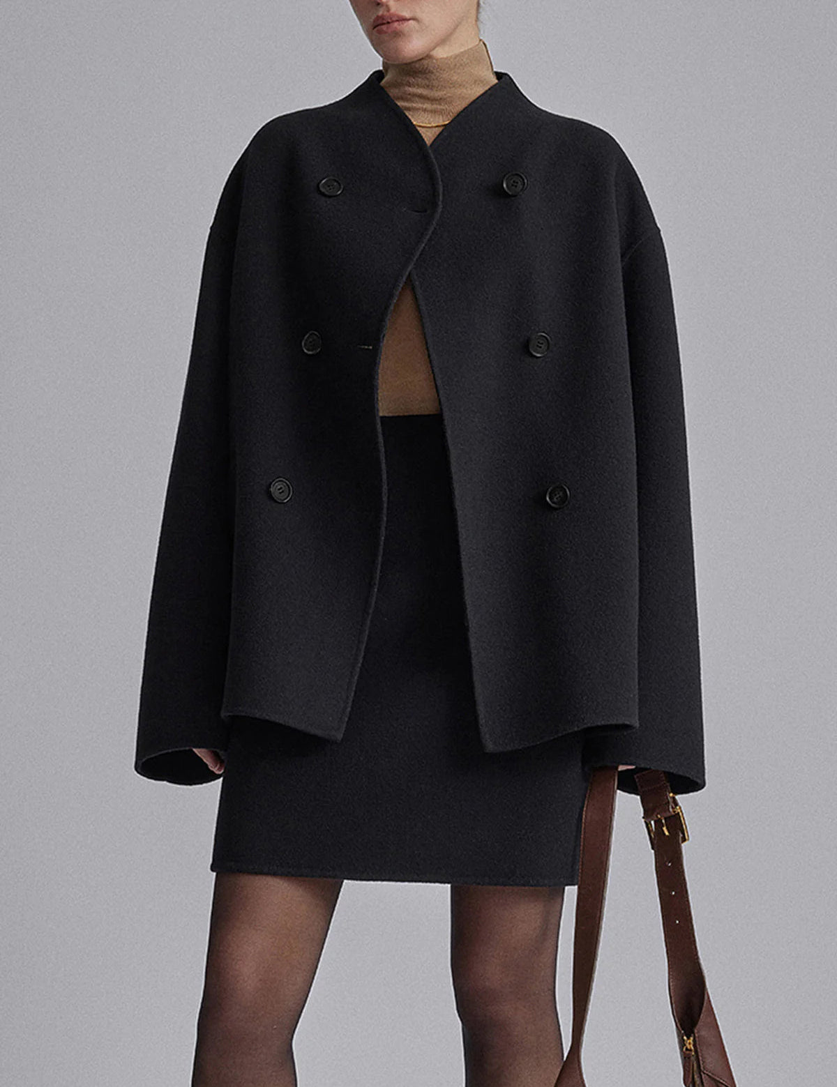 Double-Breasted Trench Coat with Oversized Fit and High Collar for Women – Elegant Winter Outerwear 7