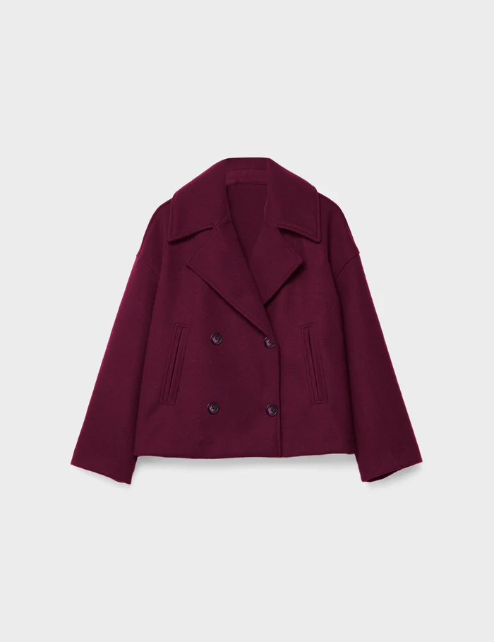 Double-Breasted Wool Coat for Women with Wide Lapels and Cropped Fit – Soft Wool Blend Outerwear 9