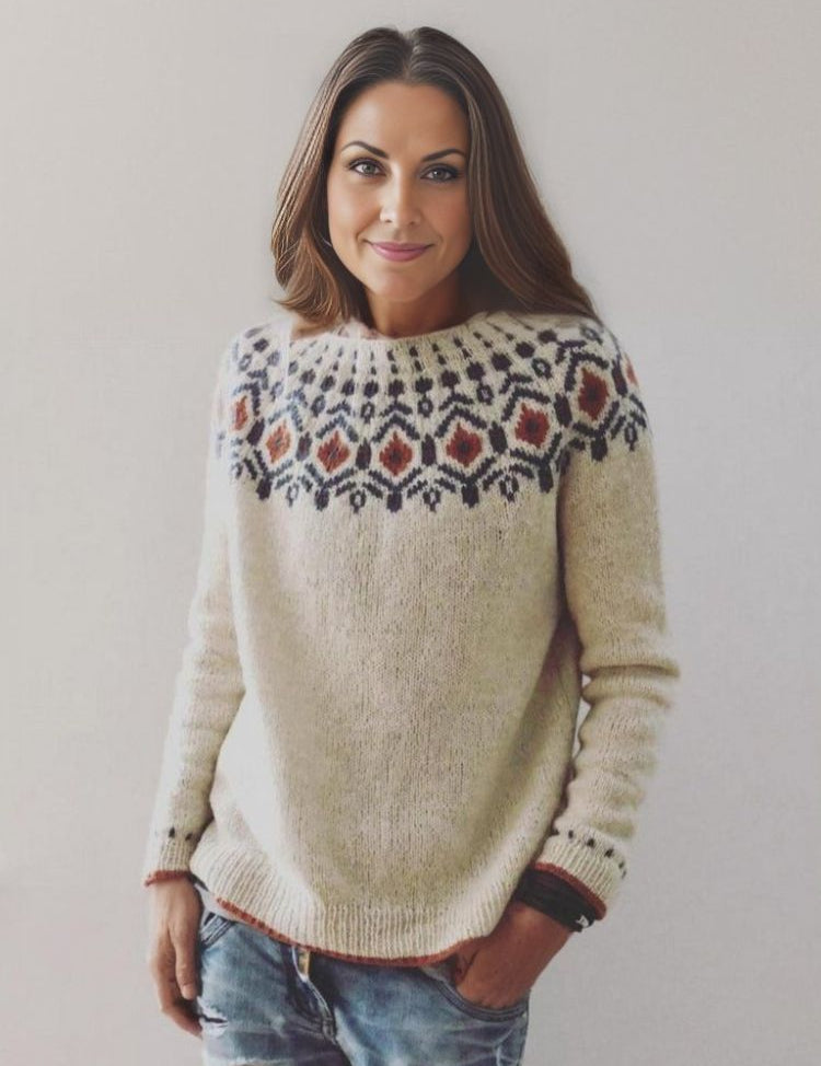 Women's Knitted Vintage Jumper in White and Green - Stylish Ladies Jumpers 1