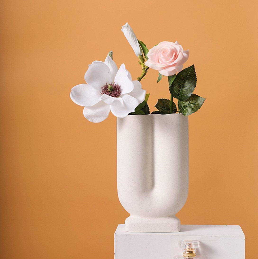 Amara U-Shape White Vase