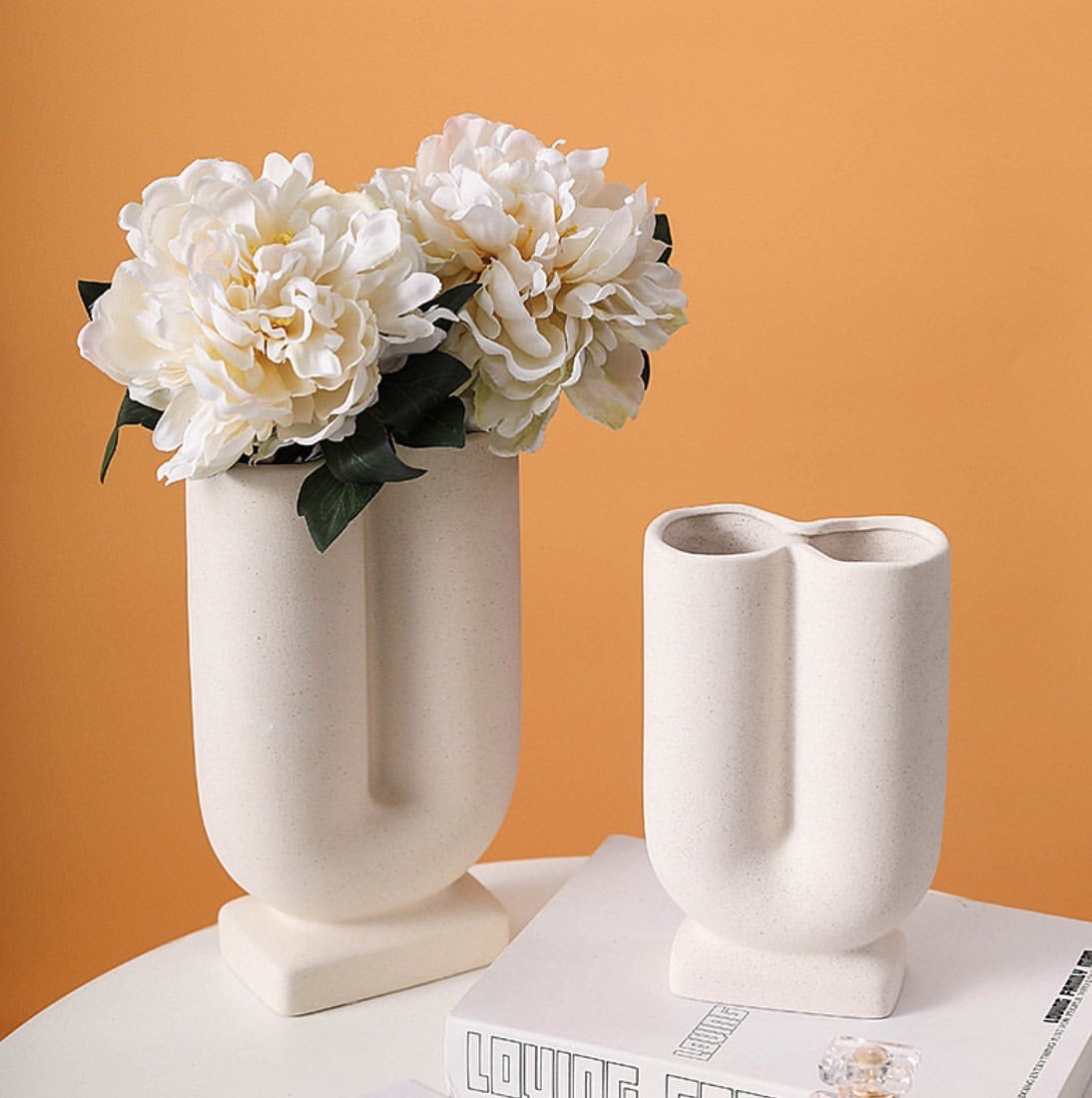 Amara U-Shape White Vase