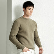 Luxurious_Men_s_Wool_Sweater_-_Ultimate_Warmth_for_Winter-lightgreen