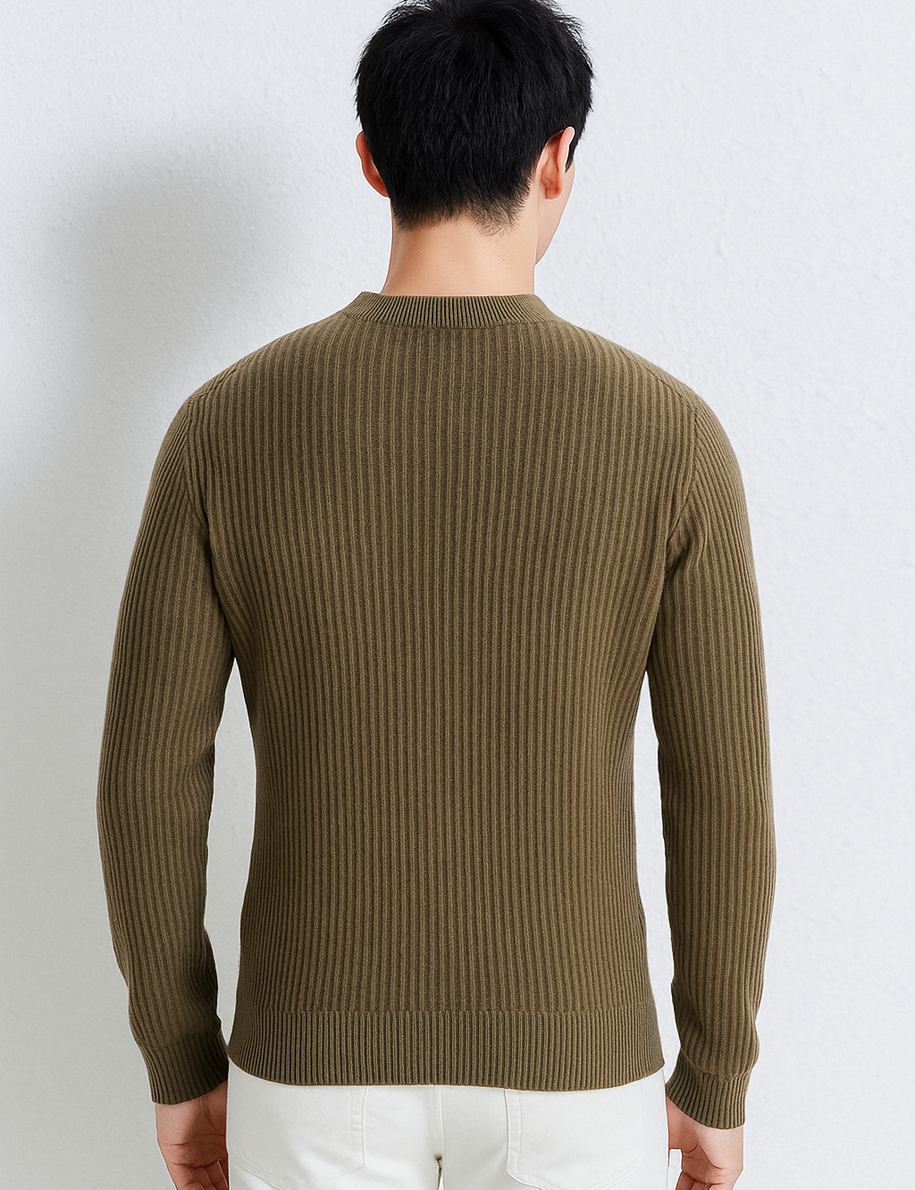 Luxurious_Men_s_Wool_Sweater_-_Ultimate_Warmth_for_Winter-lightgreen2