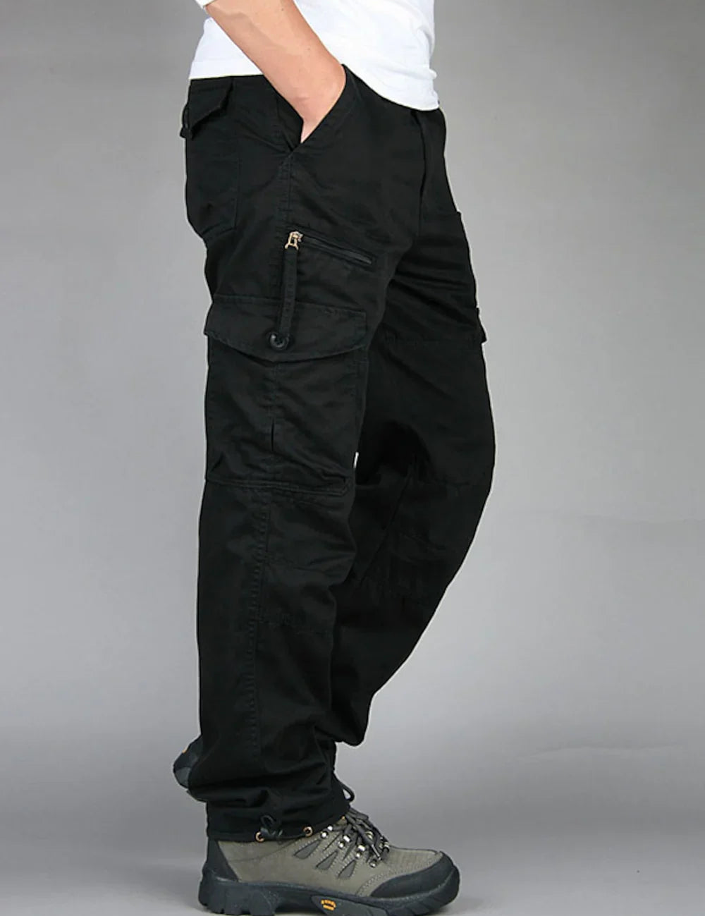 Men's Black Cargo Pants with Multiple Pockets for Casual and Outdoor Wear 5