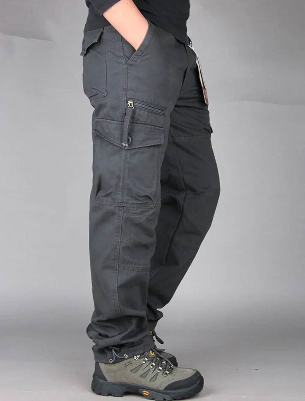 Men's Black Cargo Pants with Multiple Pockets for Casual and Outdoor Wear 7