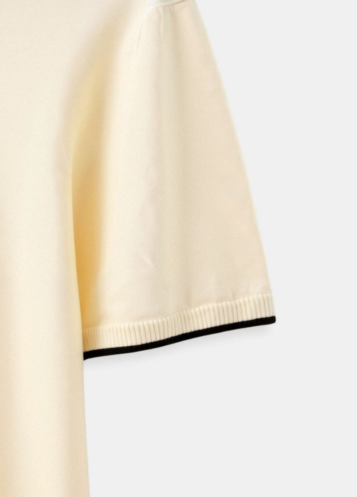 Men's Slim Fit Polo Shirt - Breathable Tailored Design for Casual & Semi-Formal Wear 4