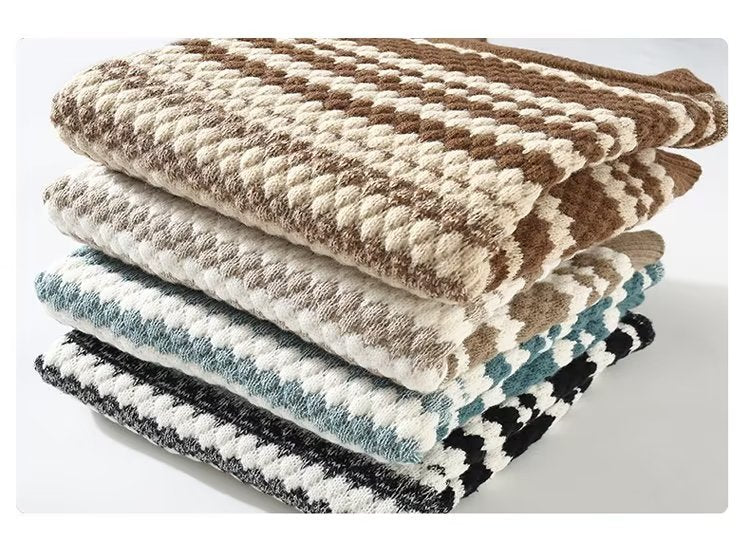 Luxurious Wool Blend Sweater for Stylish Comfort