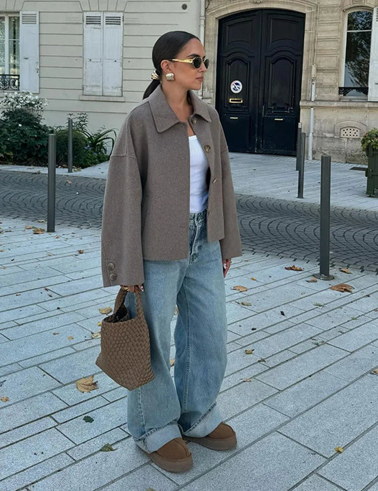 Oversized Wool Blend Jacket with Classic Collar and Button Closure for Fall and Winter Fashion 1