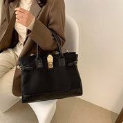 Urban Chic Shoulder Bag - Stylish Everyday Essential