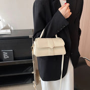 Luxe Aura Shoulder Bag