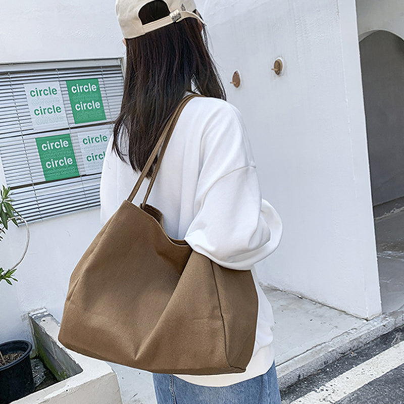 Lindy Canvas Shoulder Bag