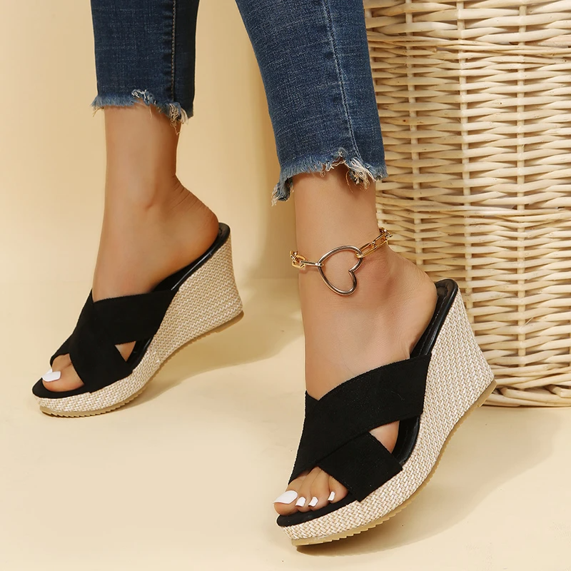 Sandalias-de-cu-a-con-plataforma-para-mujer-zapatillas-informales-con-punta-abierta-chanclas-romanas-trenzadas.jpg_Q90.jpg__1.png