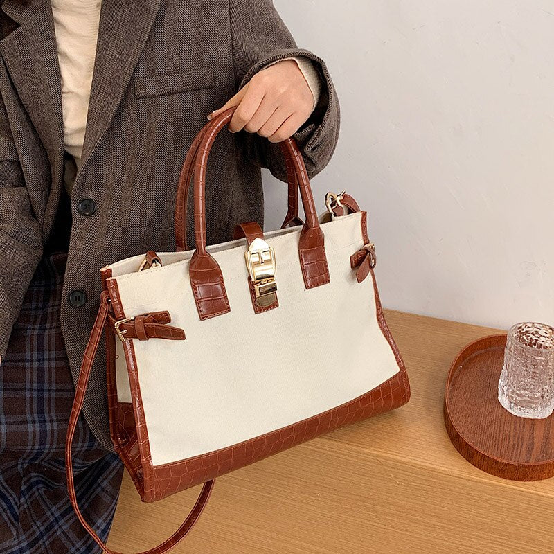 Urban Chic Shoulder Bag - Stylish Everyday Essential