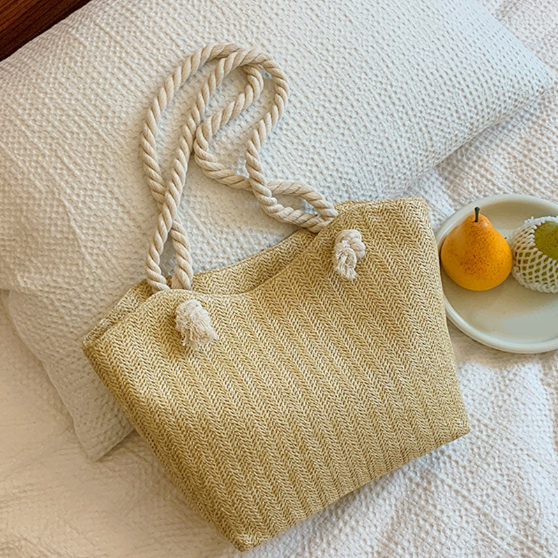 Lily Straw Shoulder Bag