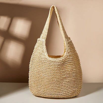 Chloe Women's Straw Shoulder Bag