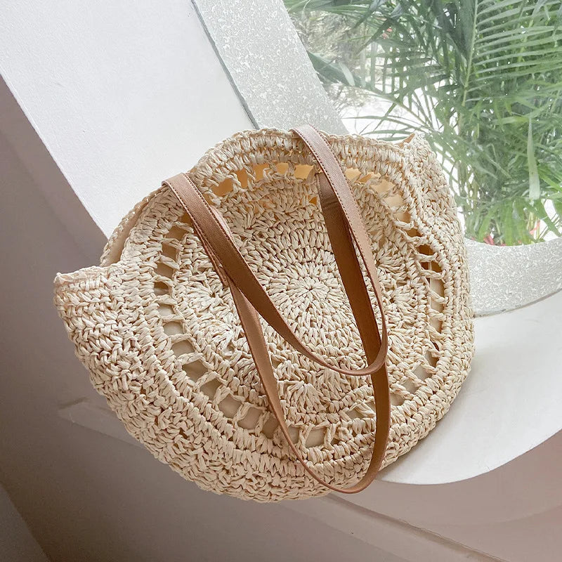 Boho Bliss Round Bag – Chic Straw Shoulder Bag