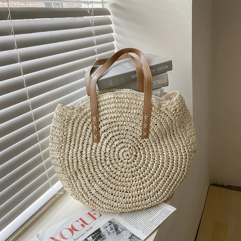Boho Bliss Round Bag – Chic Straw Shoulder Bag