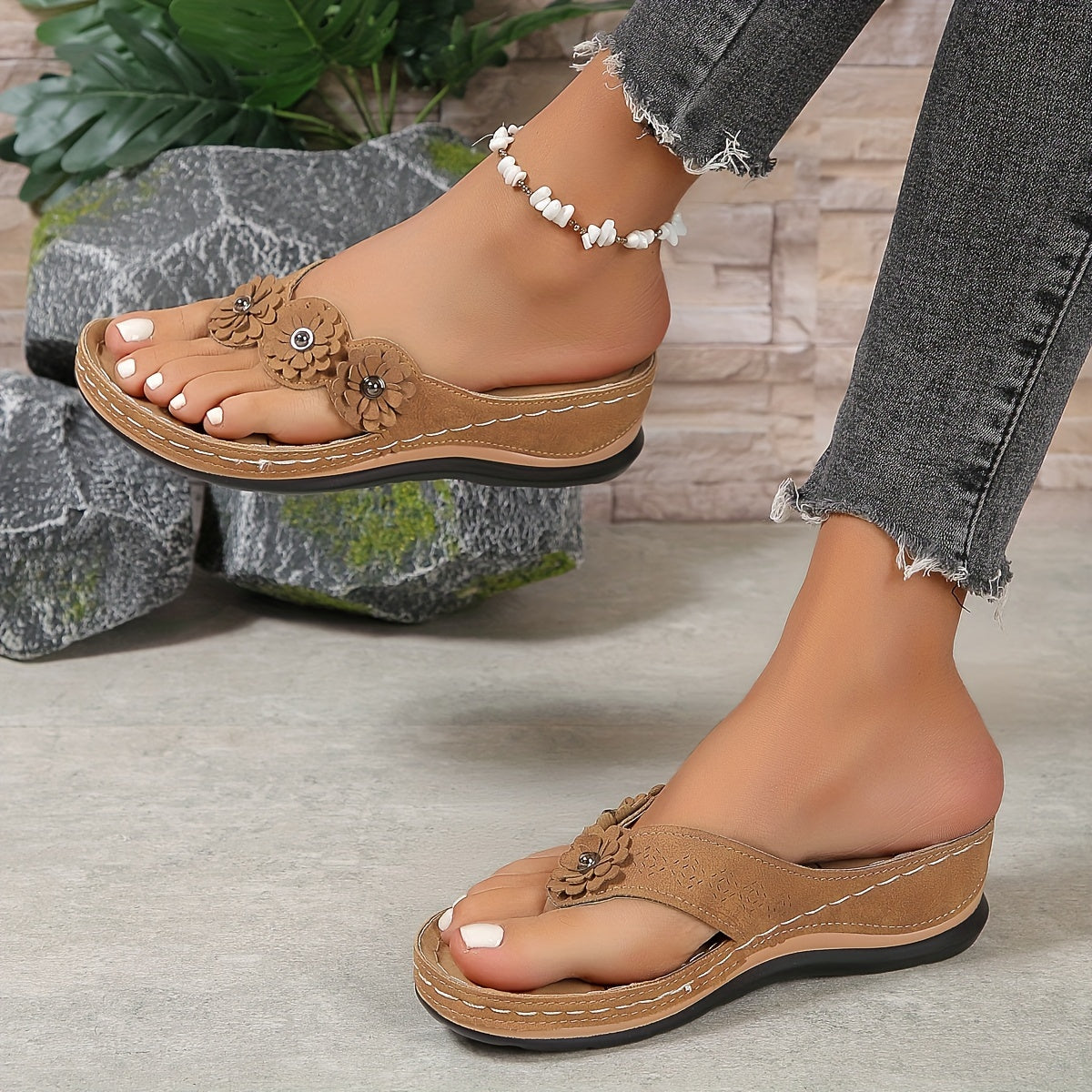 Women's Comfortable Sandals with Adjustable Straps and Shock-Absorbing Sole 4