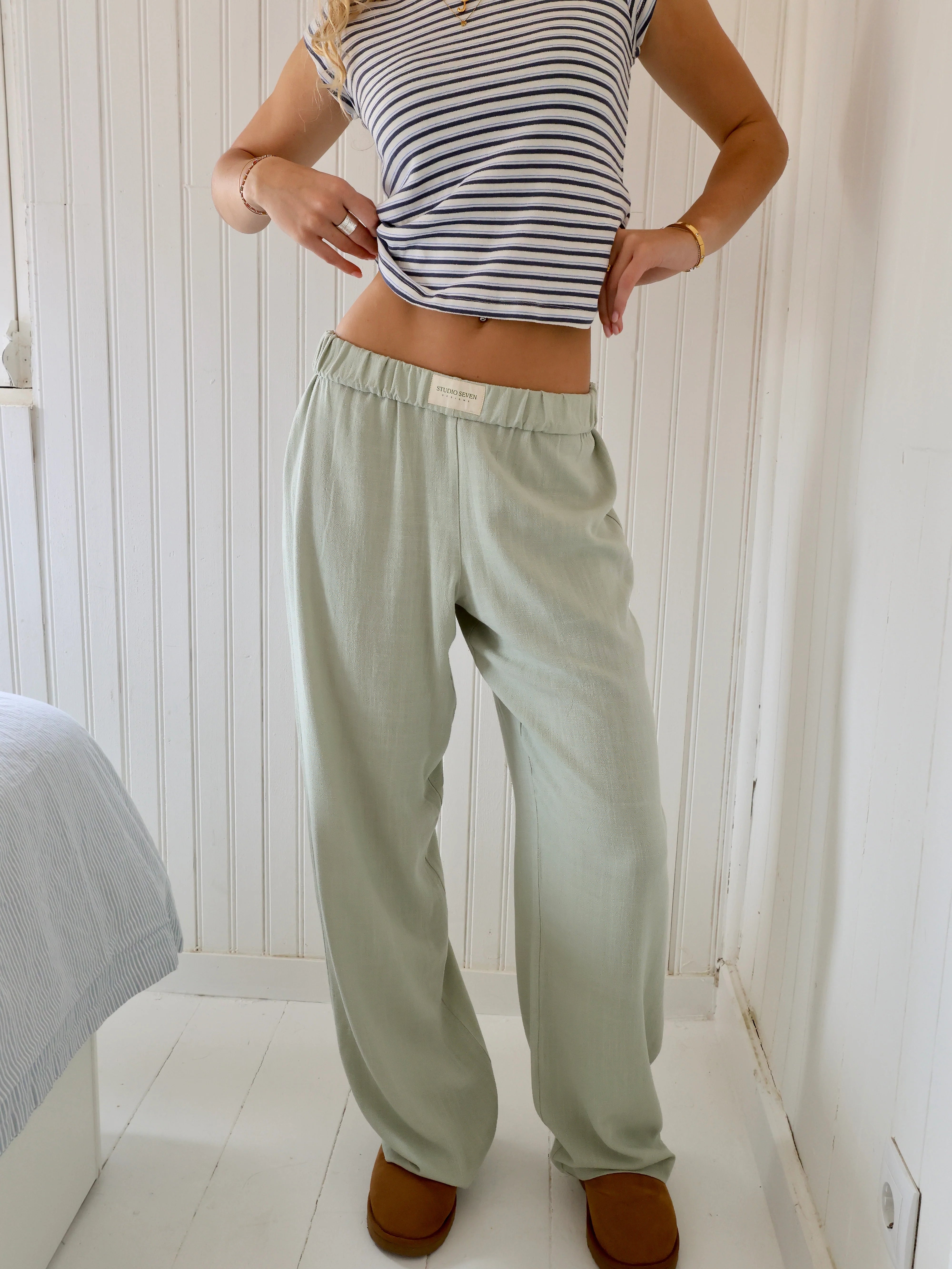 Women's Lounge Trousers - Relaxed Fit with Pockets for Comfort and Style 1