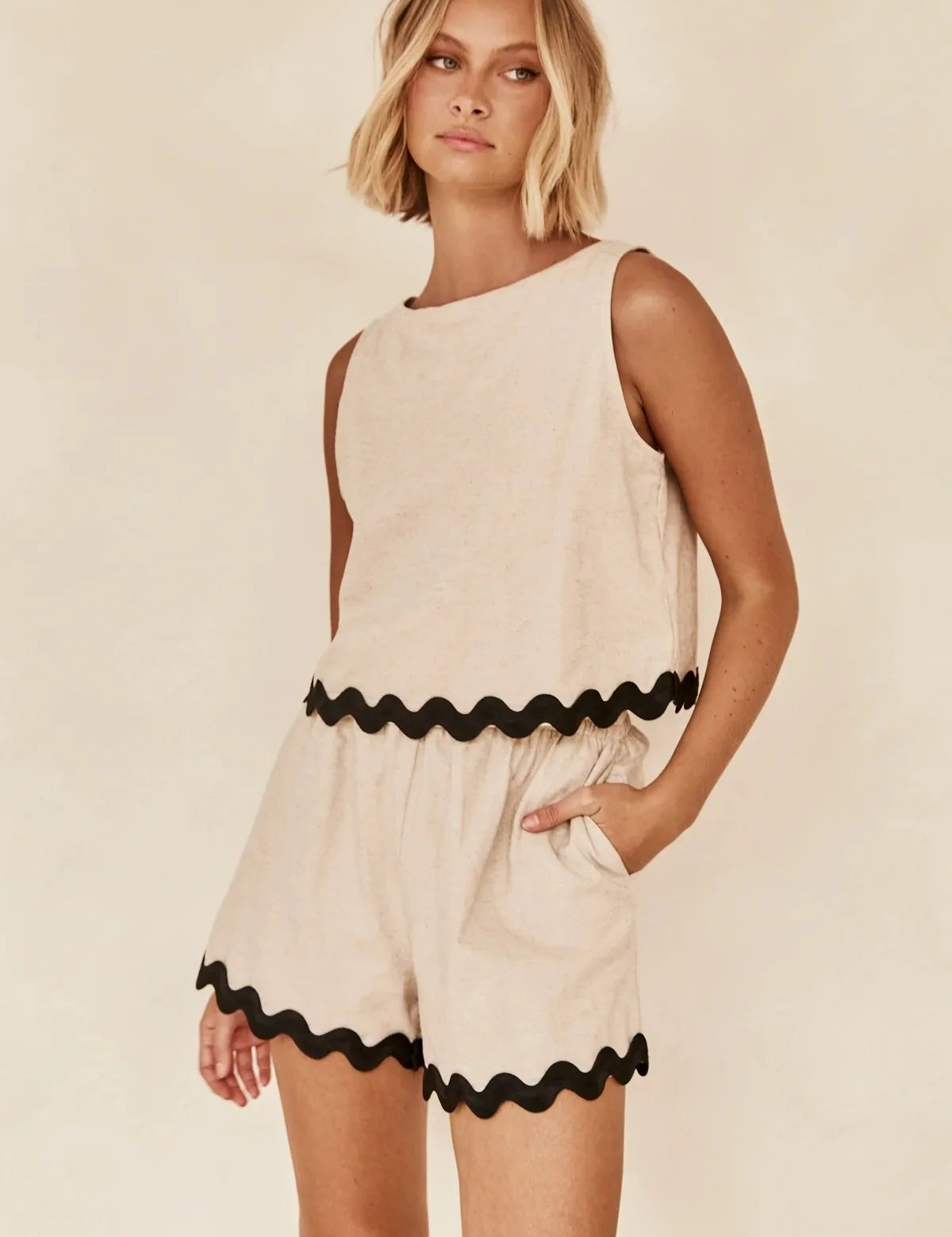 Women's Loungewear Two Piece Set - Tank Top and Shorts with Scalloped Trim 0