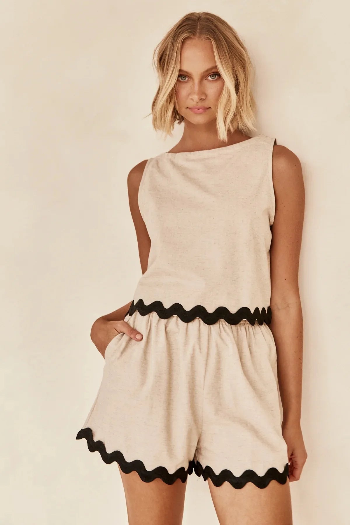 Women's Loungewear Two Piece Set - Tank Top and Shorts with Scalloped Trim 1