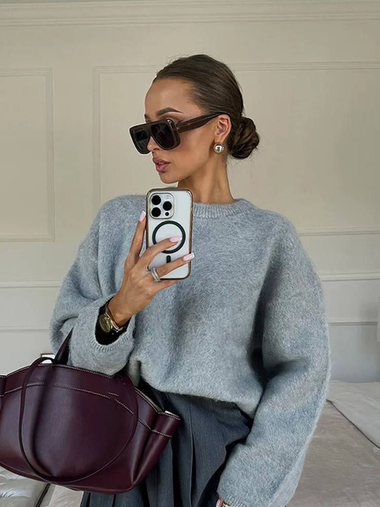 Women's Oversized Fluffy Knit Jumper - Soft, Cozy Casual Wear 4