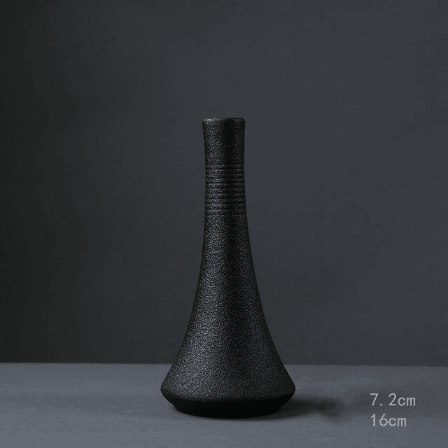 Akia Black Textured Vase