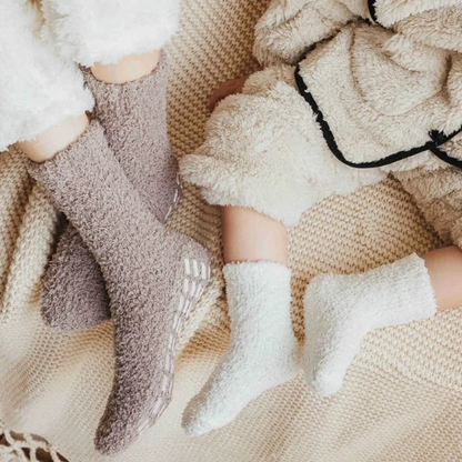 WinterPaw - Cozy Winter Socks for Newborns