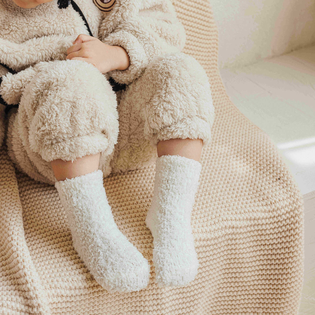 WinterPaw - Cozy Winter Socks for Newborns