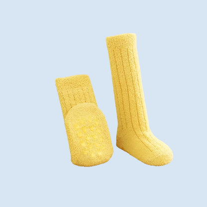 WarmWonder Kids Winter Grip Socks