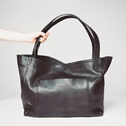 Luxe Retro Charm - Shoulder Bag